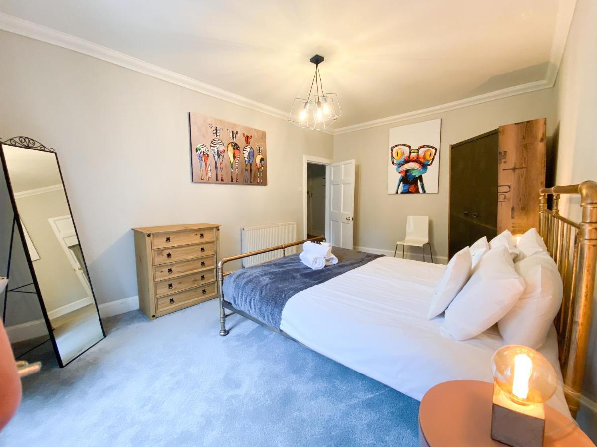 Rose Street'S Hidden Treasure- 2Bed Newly Refurbished Apt Edinburg Exteriör bild