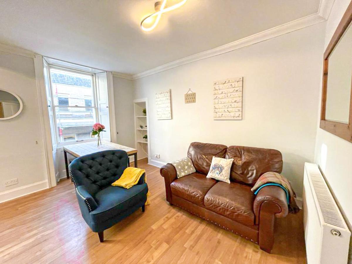Rose Street'S Hidden Treasure- 2Bed Newly Refurbished Apt Edinburg Exteriör bild